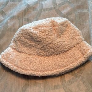 Cozy cream Sherpa Bucket Hat